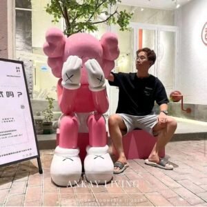 Sitting Pink K@ws uk 75x130cm