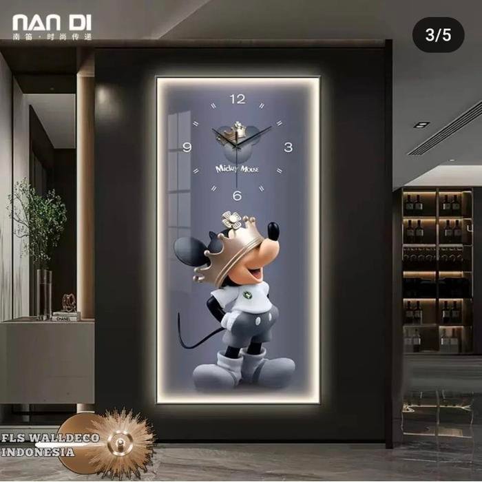 Wall Deco Grey King Mickey Clock Frame Gold set