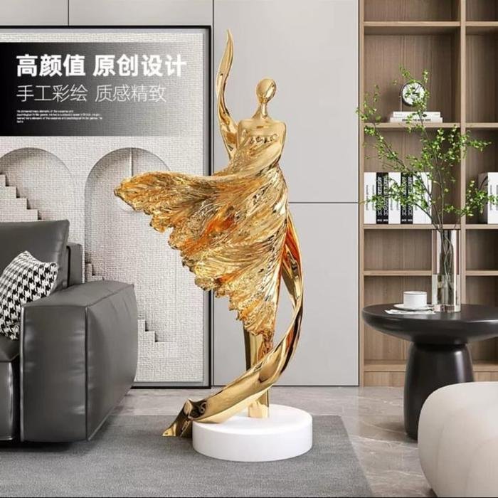 Fiore Golden Lady Ornament uk.21x36x75cm