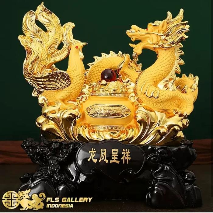 Pajangan Naga dan Phoenix (Long Feng Chen Xiang)