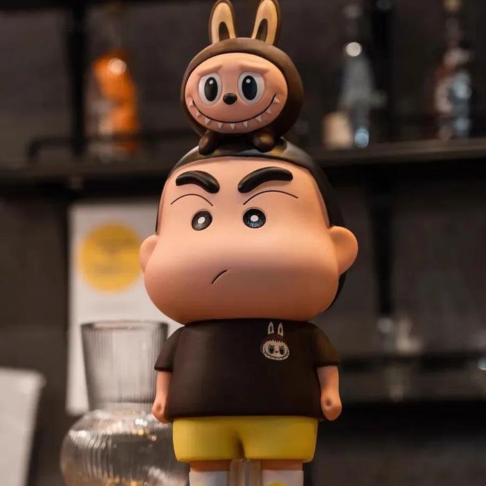 Shinchan Labubu 1:1 T42cm
