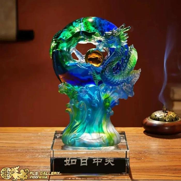 Kristal Liu Li Azure Dragon (Ru Ri Zhong Tian)