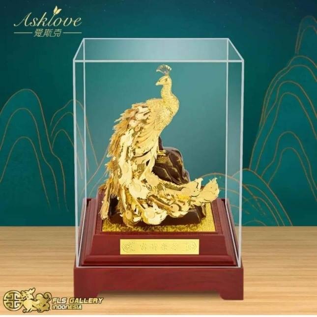 Souvenir Peacock Elegant uk.15x13x23cm