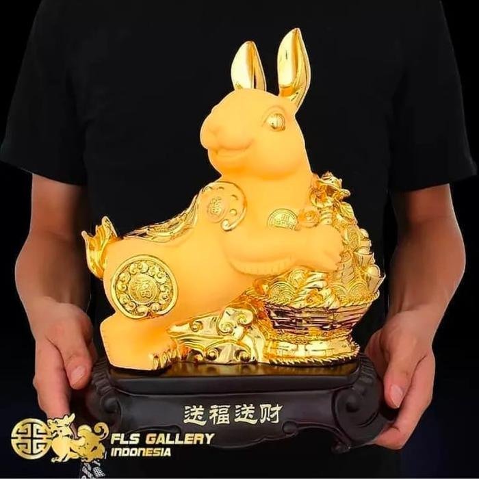 Pajangan Golden Rabbit 29cm